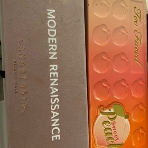 2 eyes shadows combos